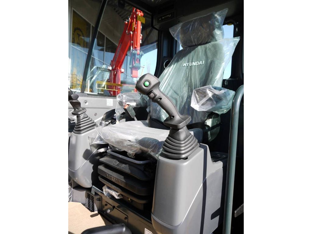 hyundai-r-60cr-9a,e3c1f75e.jpg