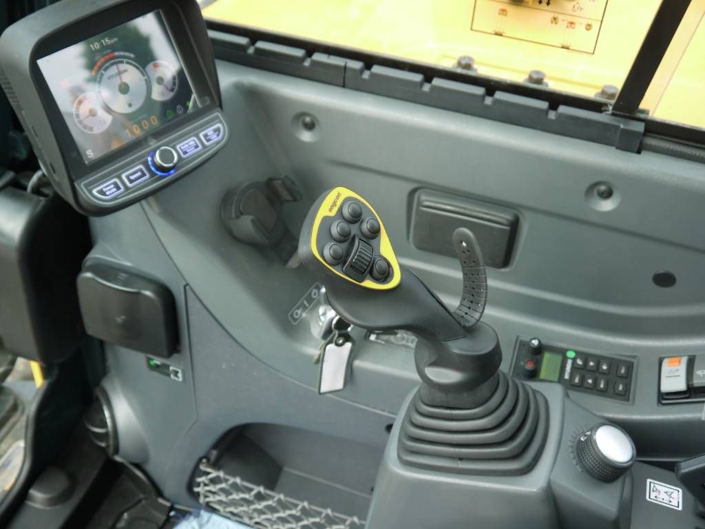 hyundai-r-60cr-9a,f9b8a410.jpg