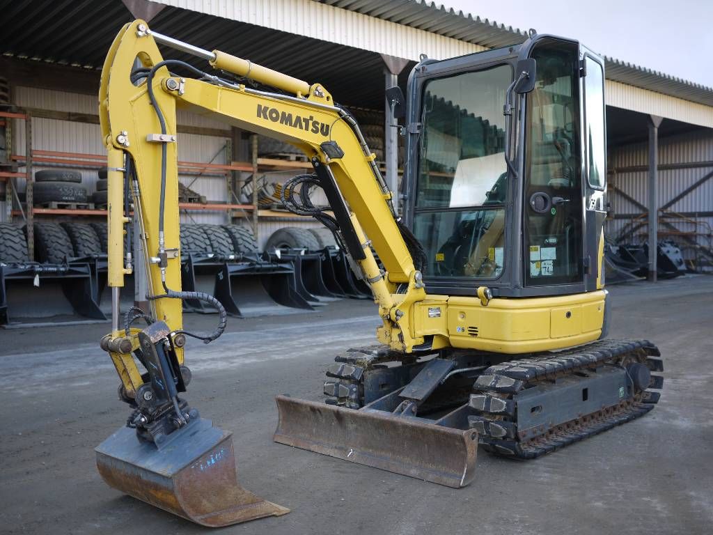 komatsu-pc-26-mr-3,6f855941.jpg