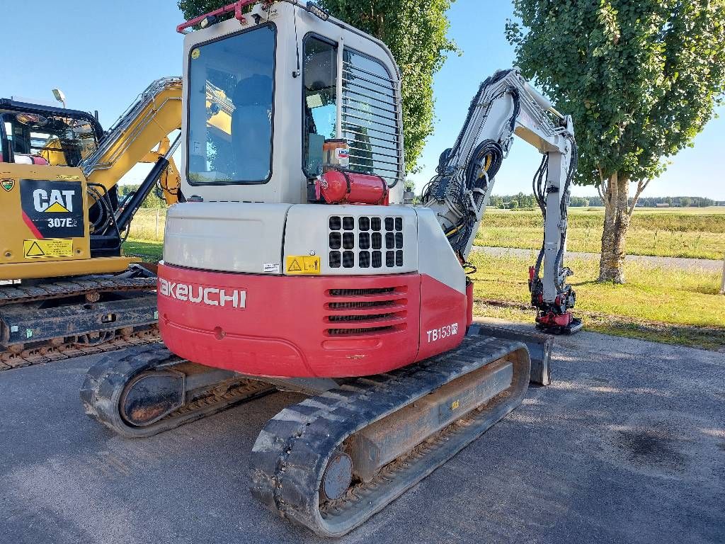 takeuchi-tb-153-fr,4d7cd16a.jpg
