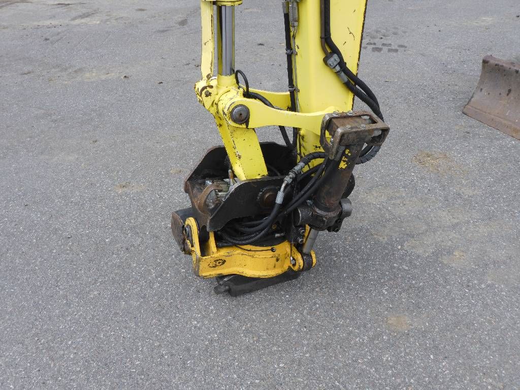 yanmar-vio-57-u,2295d925.jpg