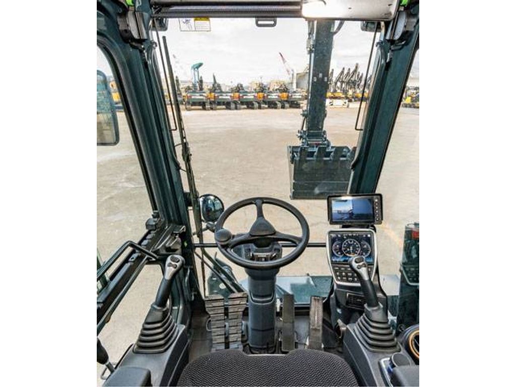 hyundai-hw-140-a,0e8d02ba.jpg