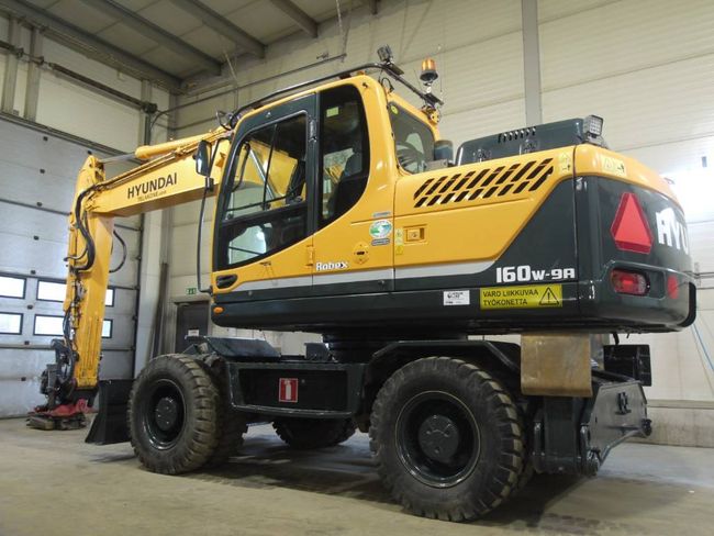 Hyundai R 160 W-9A