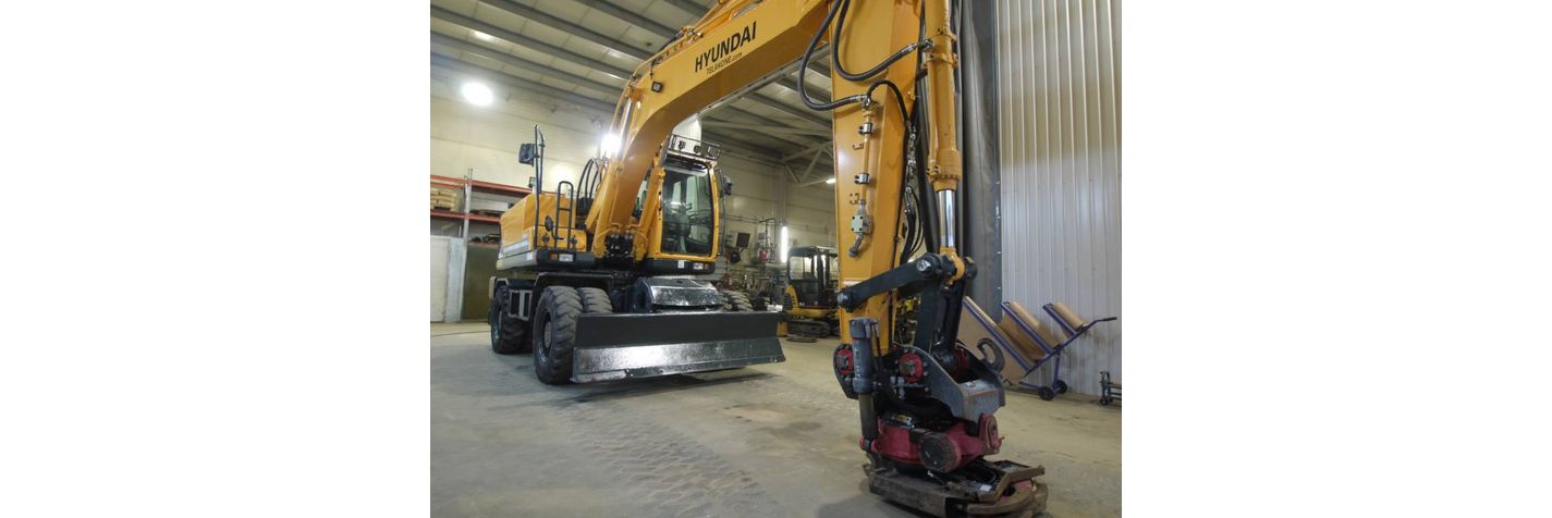 hyundai-r-160-w-9a,61676ffa.jpg