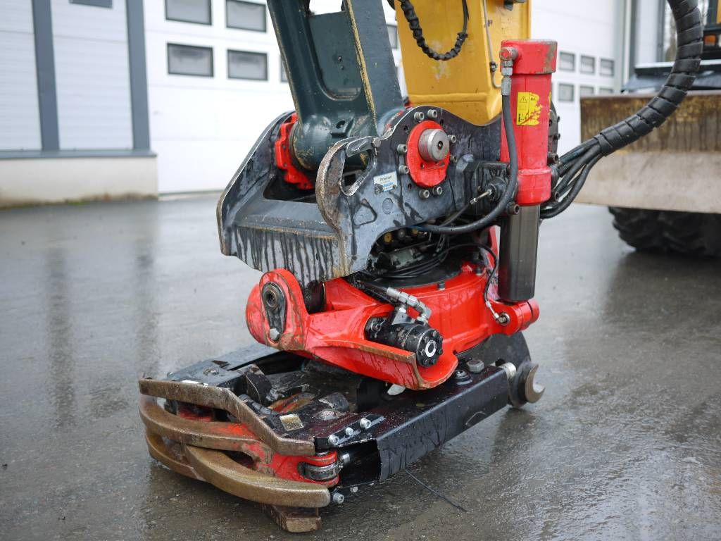 hyundai-r-170w-9,48a90598.jpg