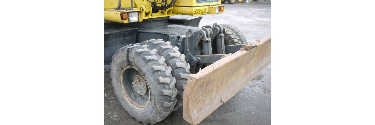 komatsu-pw-130-7k,c8ba02b7.jpg