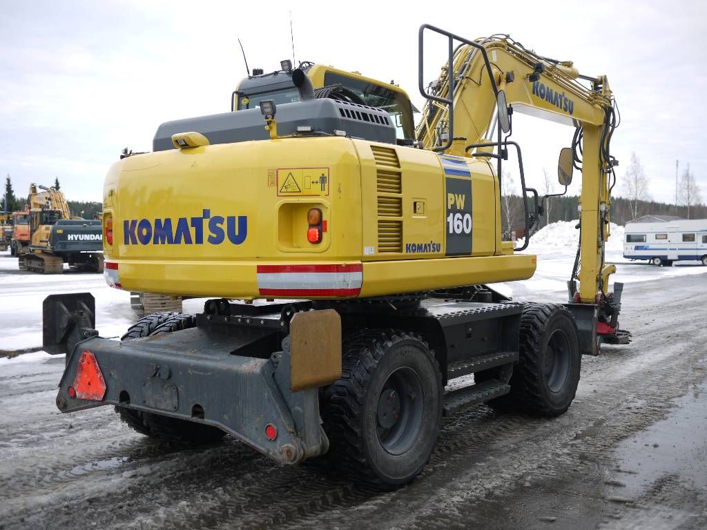 komatsu-pw-160-8,8159cd8e.jpg