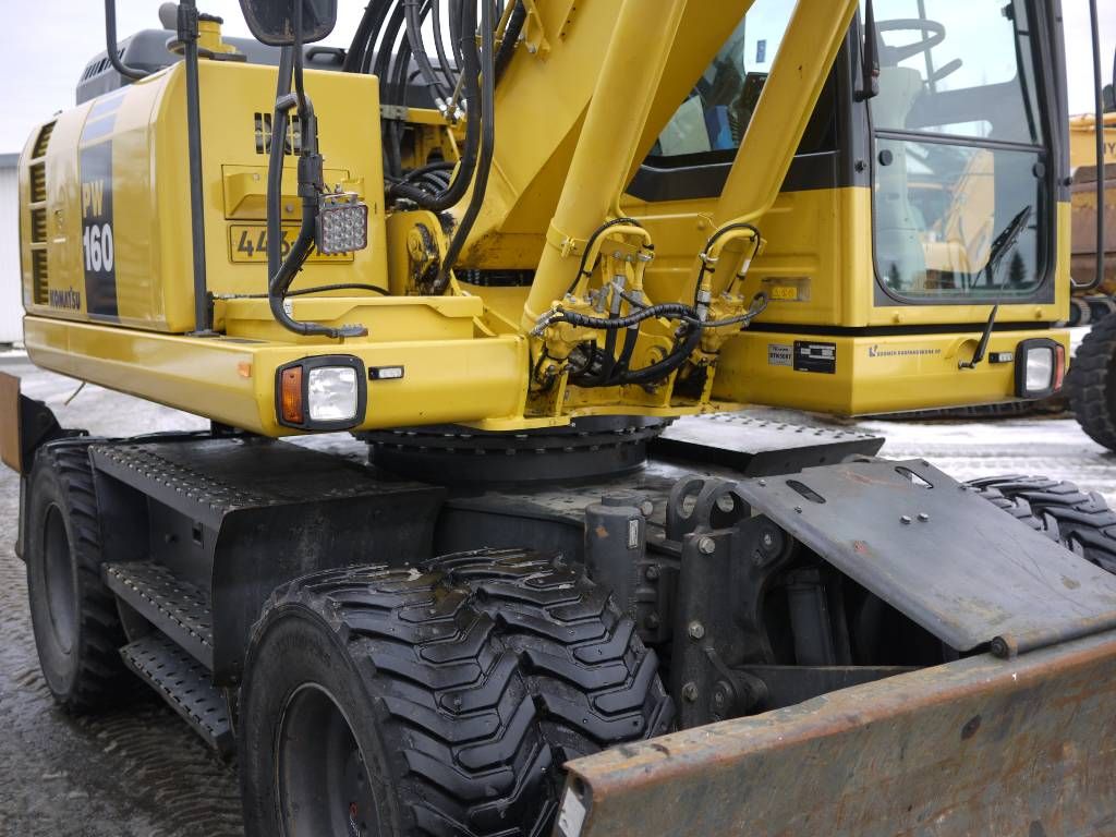 komatsu-pw-160-8,0a24ba18.jpg