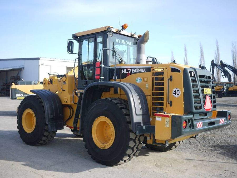 Hyundai HL 760-9A