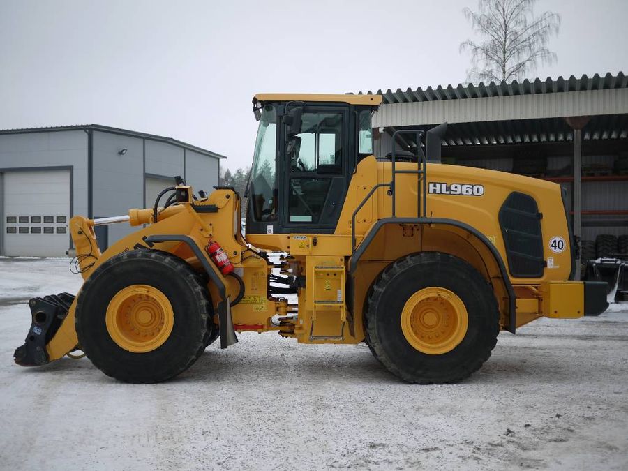 Hyundai HL 960