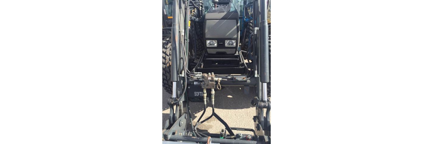 valtra-600-myynnissa-2kpl,7a6eb8fc.jpg