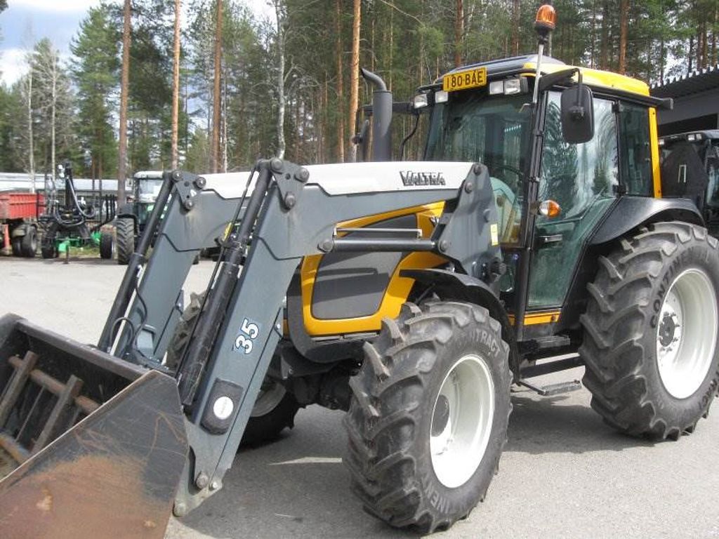 valtra-a82,2e7b5508.jpg