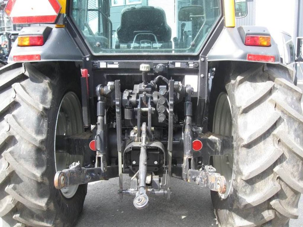 valtra-a82,df7affe6.jpg