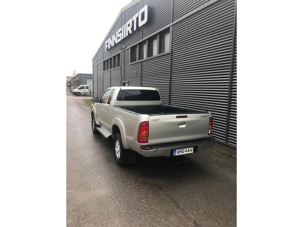 toyota-hilux,2c4cfe18.jpg