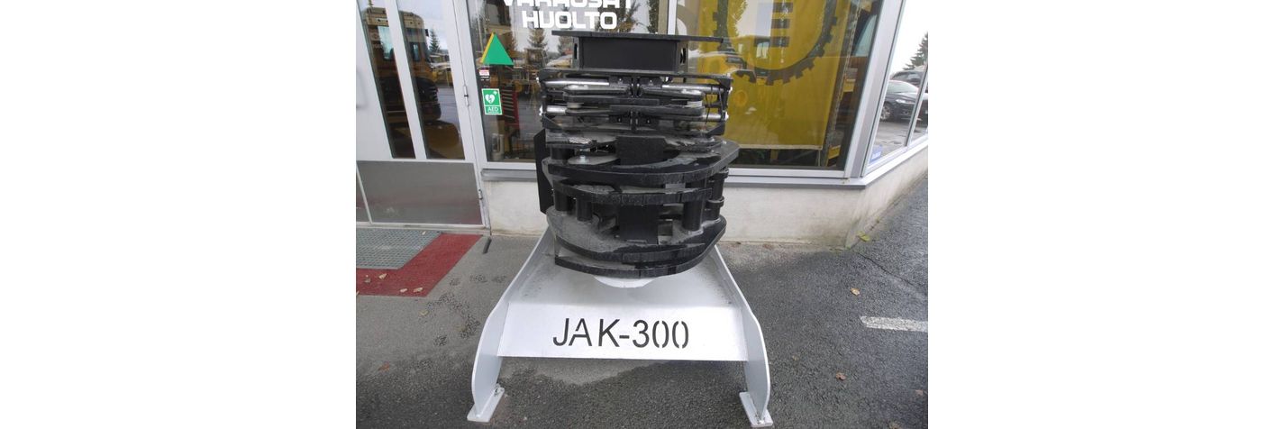 jak-300-energiakoura-kerailija,2dde2d0e.jpg