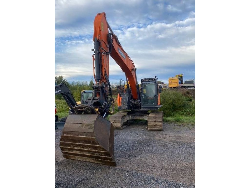 doosan-dx-235-lcr-5,975c3de9.jpg