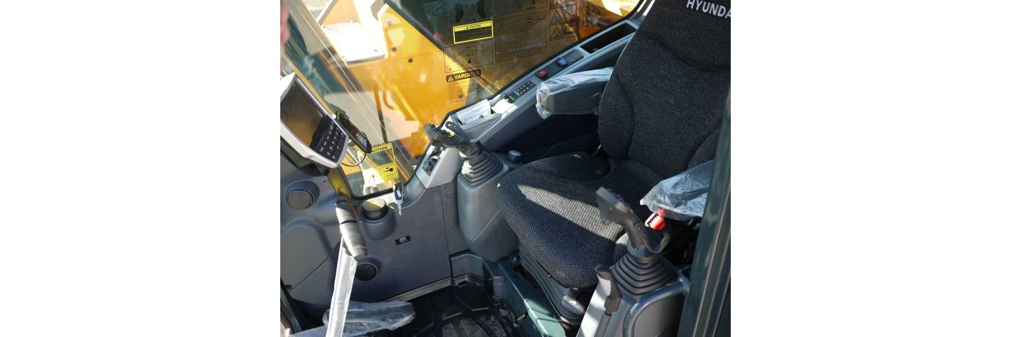 hyundai-hx-235-alcr,32f3cd8b.jpg