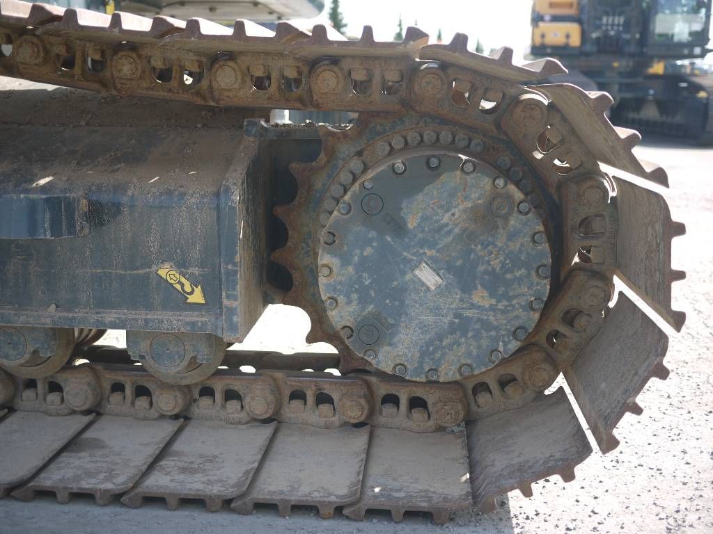 hyundai-hx-235-lcr,6da47528.jpg