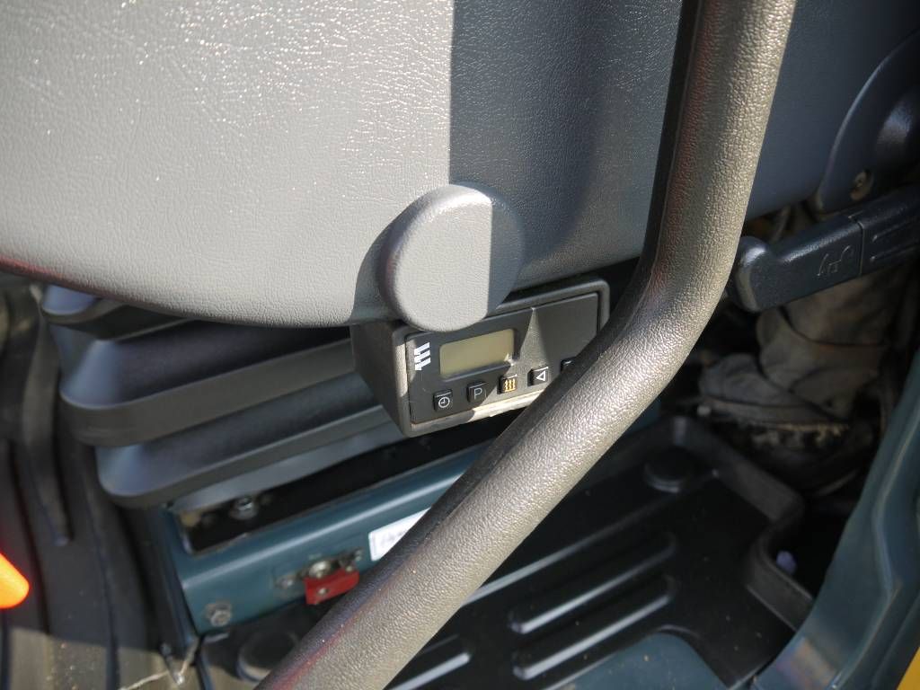 hyundai-hx-300-l,3f001267.jpg