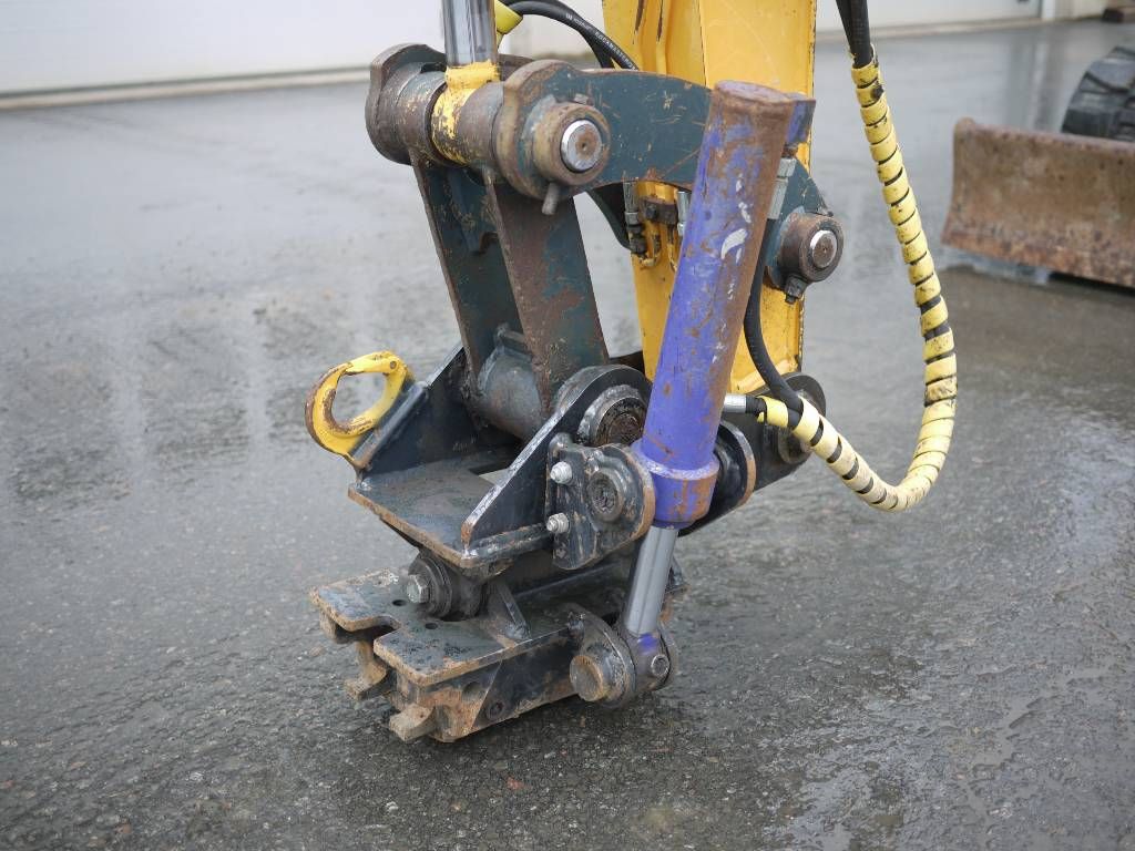 hyundai-r-60-cr-9,6d4f2935.jpg