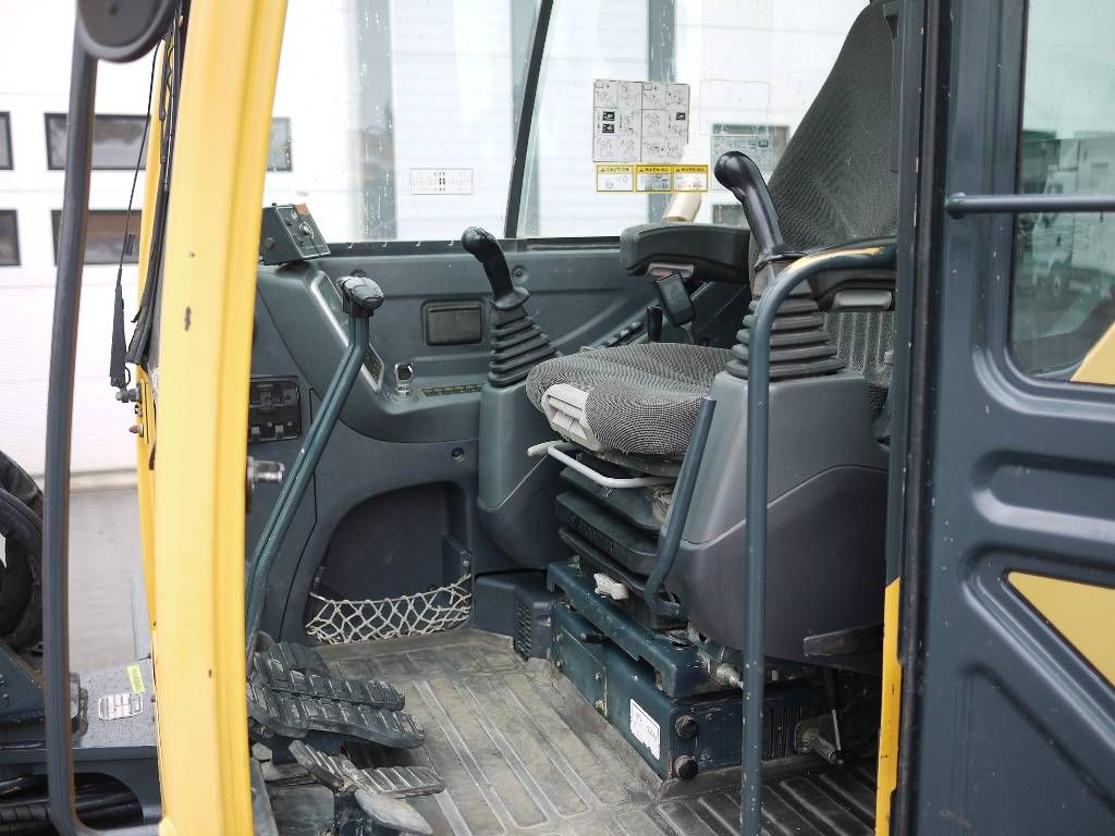 hyundai-r-60-cr-9,a0242423.jpg