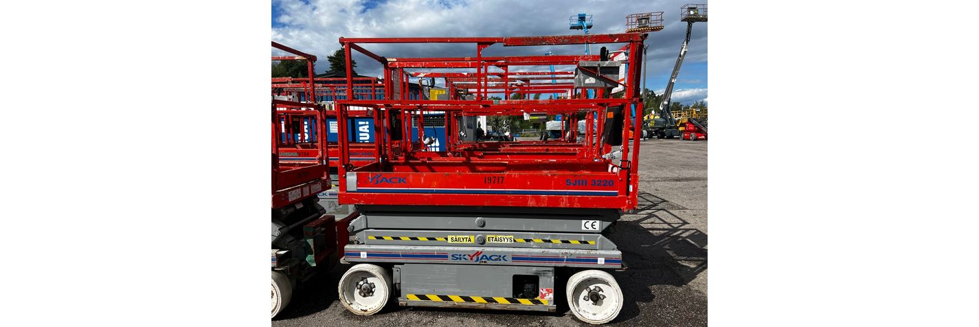 skyjack-sj-3220,e7a05ccd.jpg