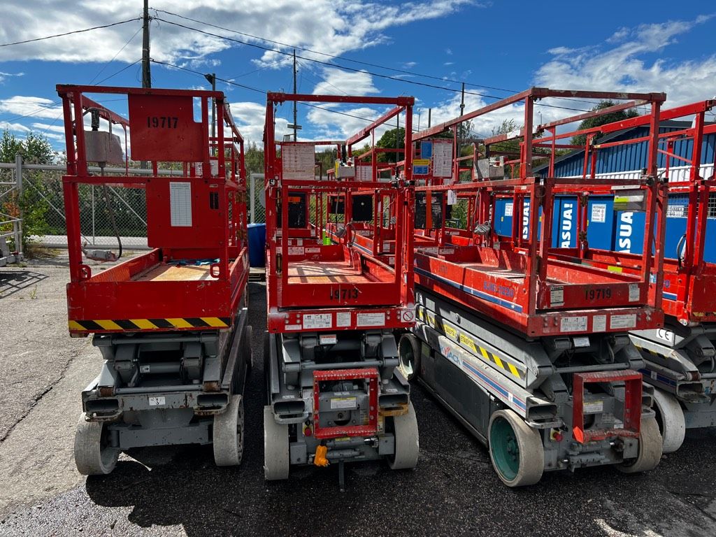 skyjack-sj-3220,2ba311cb.jpg