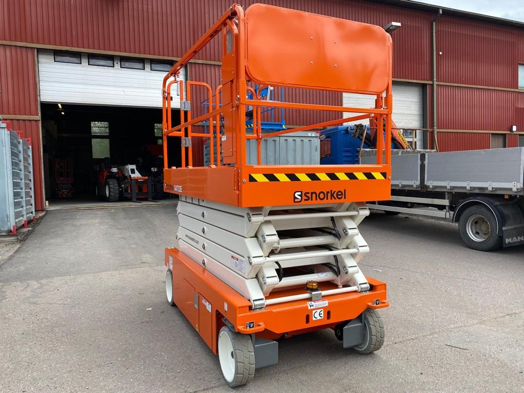 snorkel-s4732e-henkilonostin,ee60c909.jpg