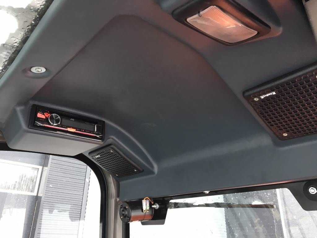 ausa-t-204-h-x4,0db37b09.jpg