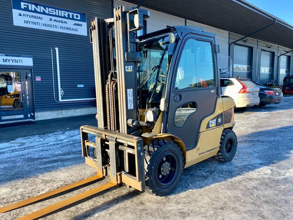 caterpillar-dp30n,ee345a10.jpg