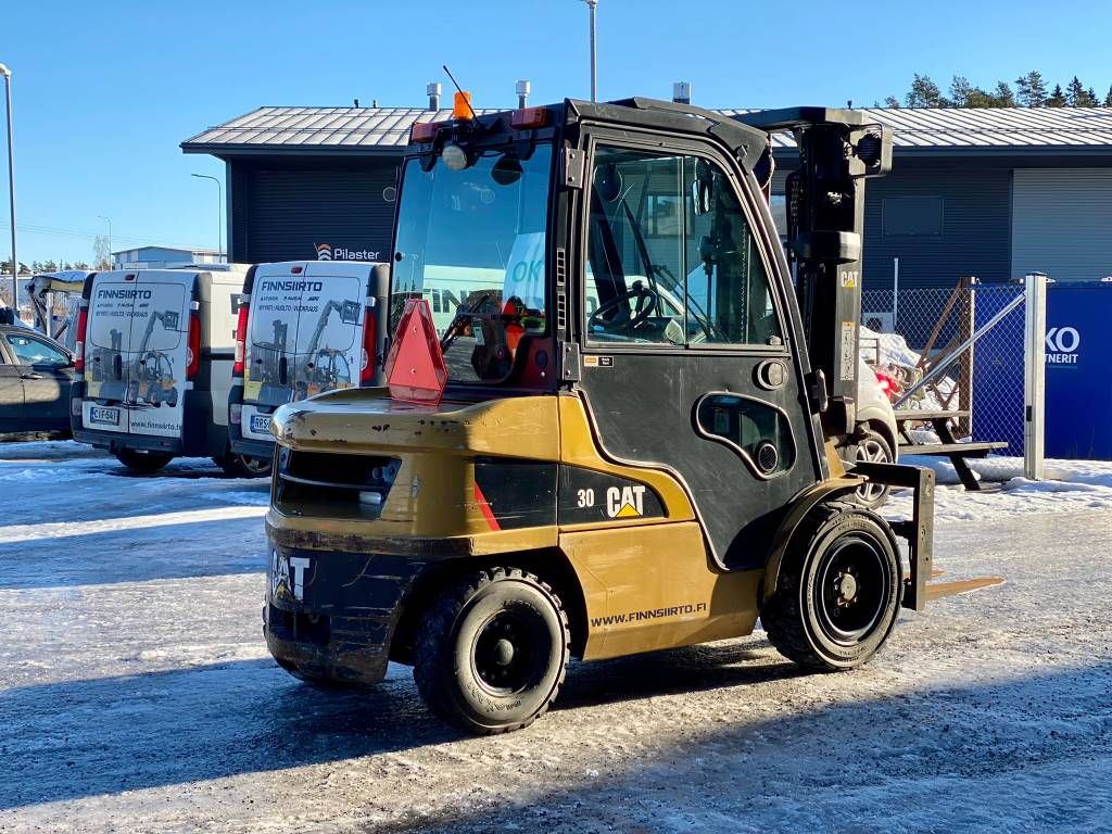 caterpillar-dp30n,27bd0f6c.jpg