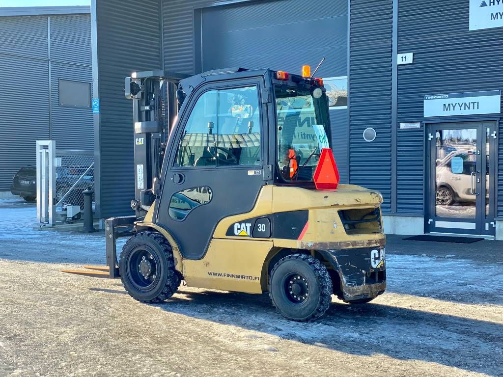 caterpillar-dp30n,9cc4216c.jpg