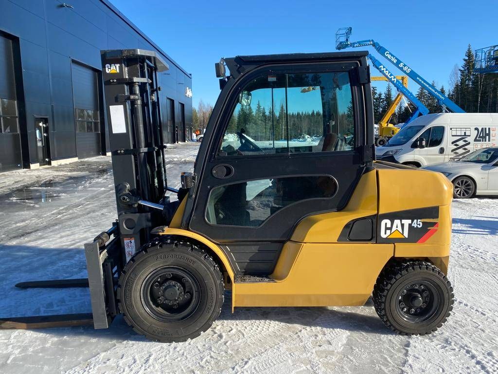 caterpillar-dp45nt,025c3e02.jpg