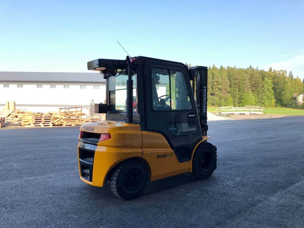 hyundai-30d-9,608917a2.jpg