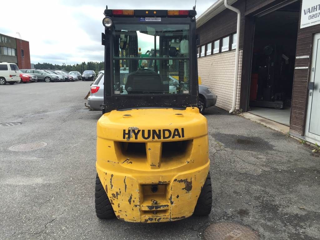 hyundai-33d-7e,637b44c3.jpg