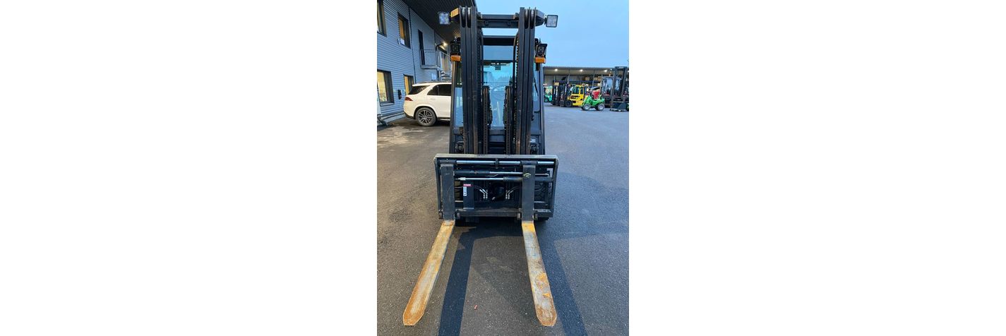 hyundai-33d-9,3f976fab.jpg