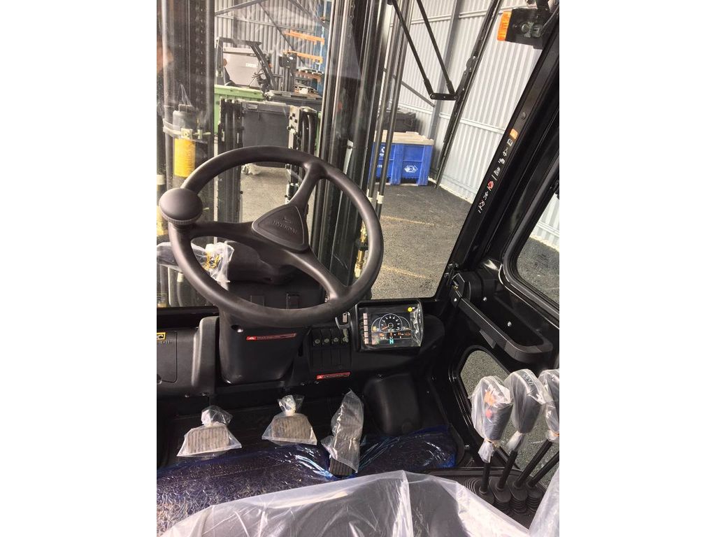 hyundai-33d-9,ffec003e.jpg