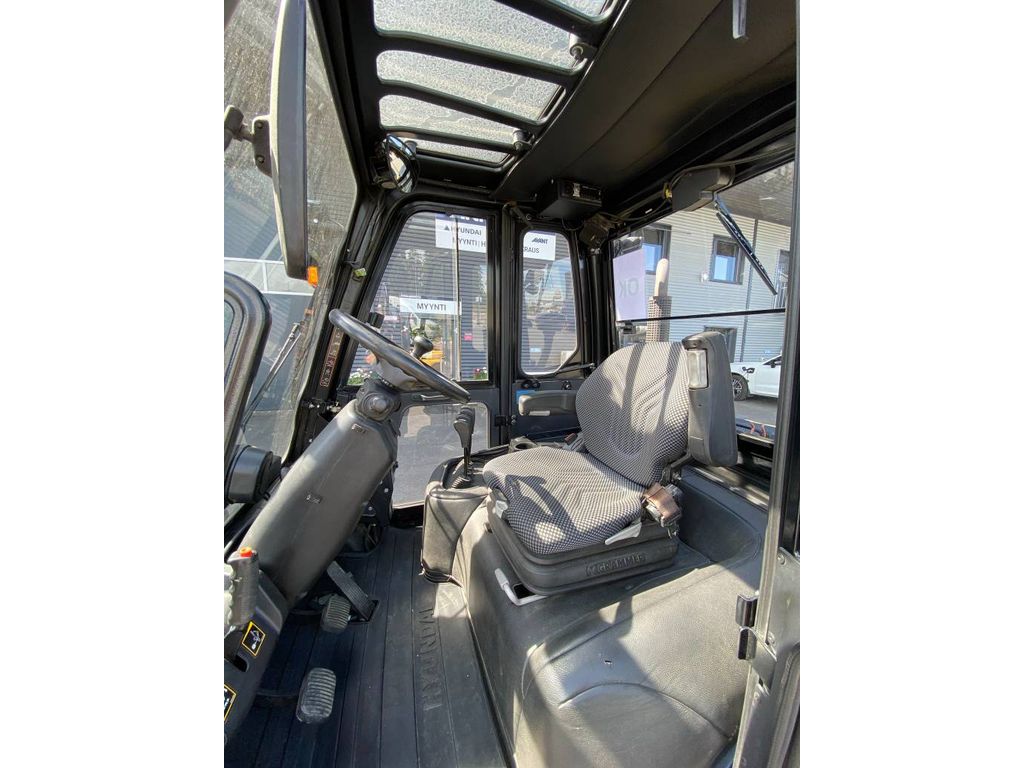 hyundai-35d-9a,02707b73.jpg