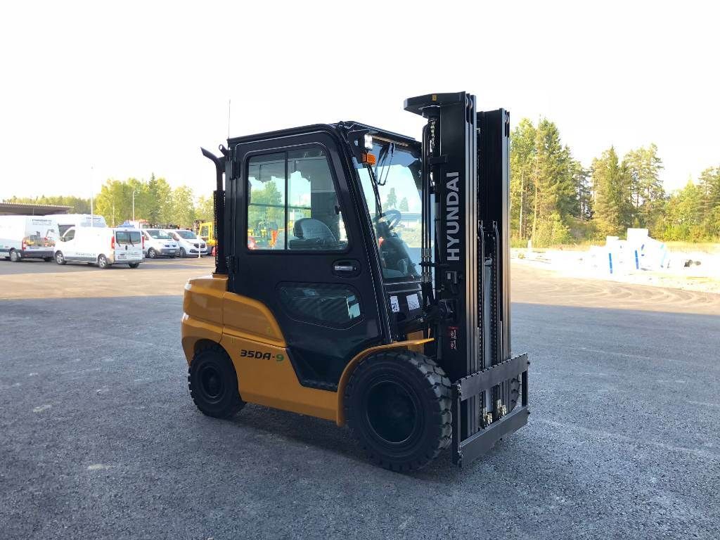 hyundai-35da-9,7a34ae3b.jpg