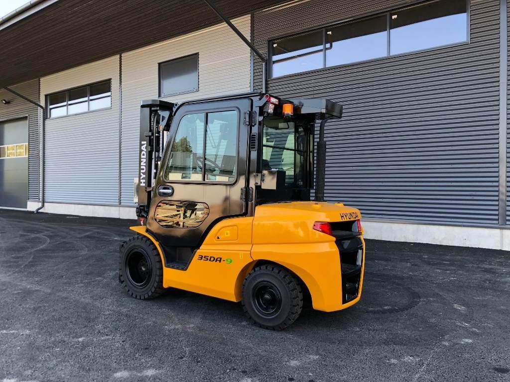 hyundai-35da-9,7455f446.jpg