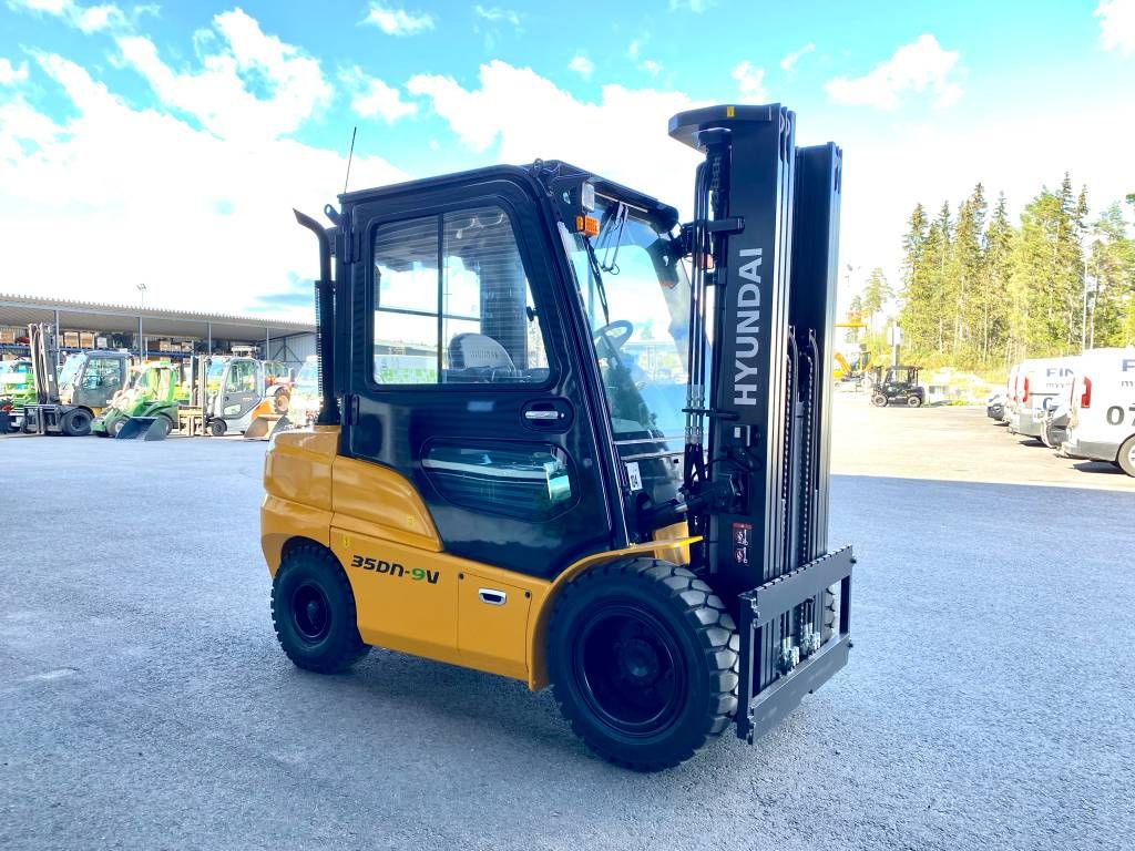 hyundai-35dn-9v,1c34867c.jpg