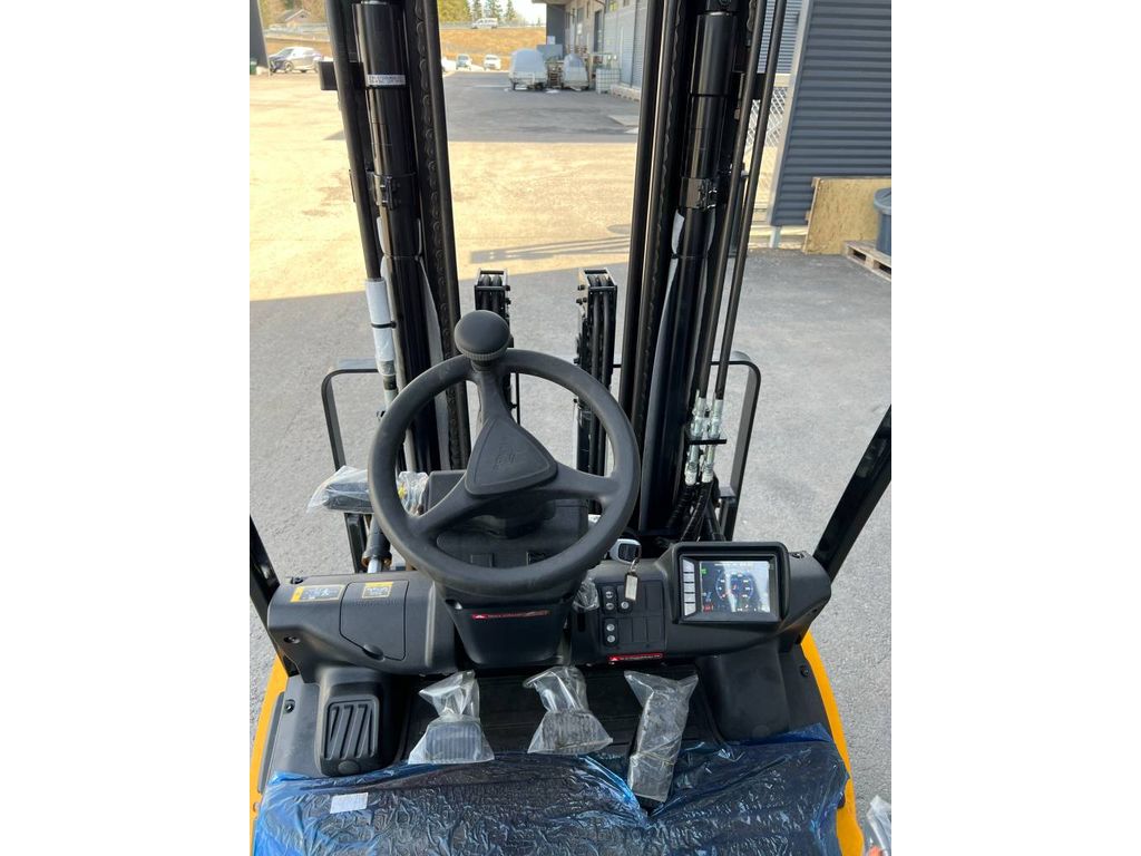 hyundai-35dn-9v-stage-v,85d1a91f.jpg