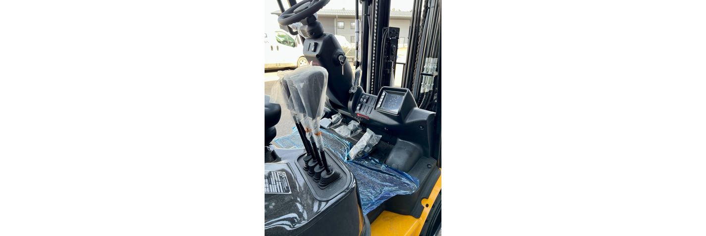 hyundai-35dn-9v-stage-v,53563a7b.jpg