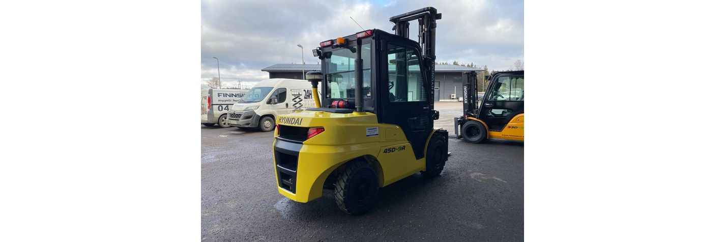 hyundai-45d-9a,1e189b59.jpg