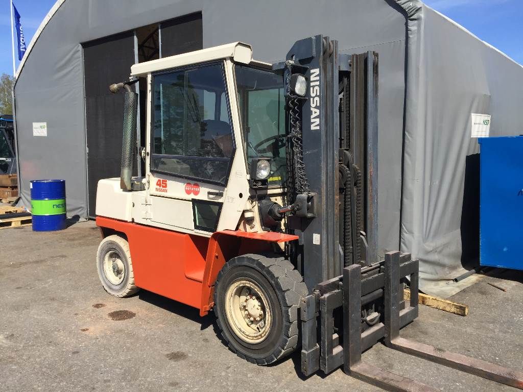 nissan-wgf03a45u,d4684dac.jpg