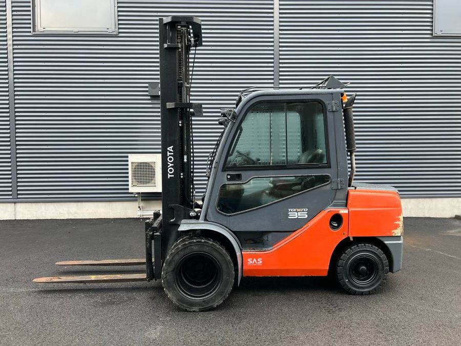 Toyota 52-8FDJF35