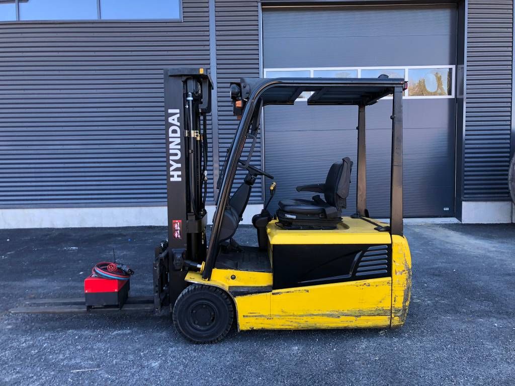 hyundai-18bt-7,d9da881c.jpg