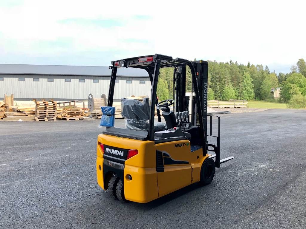 hyundai-18bt-9,72497703.jpg