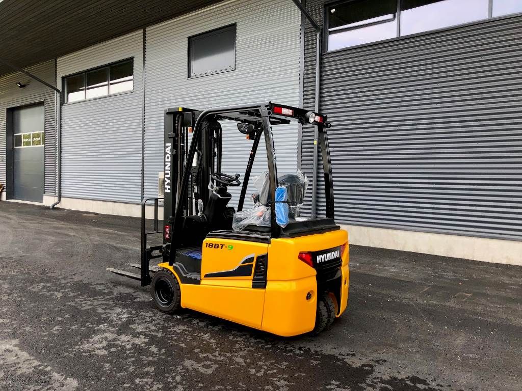 hyundai-18bt-9,3168e611.jpg