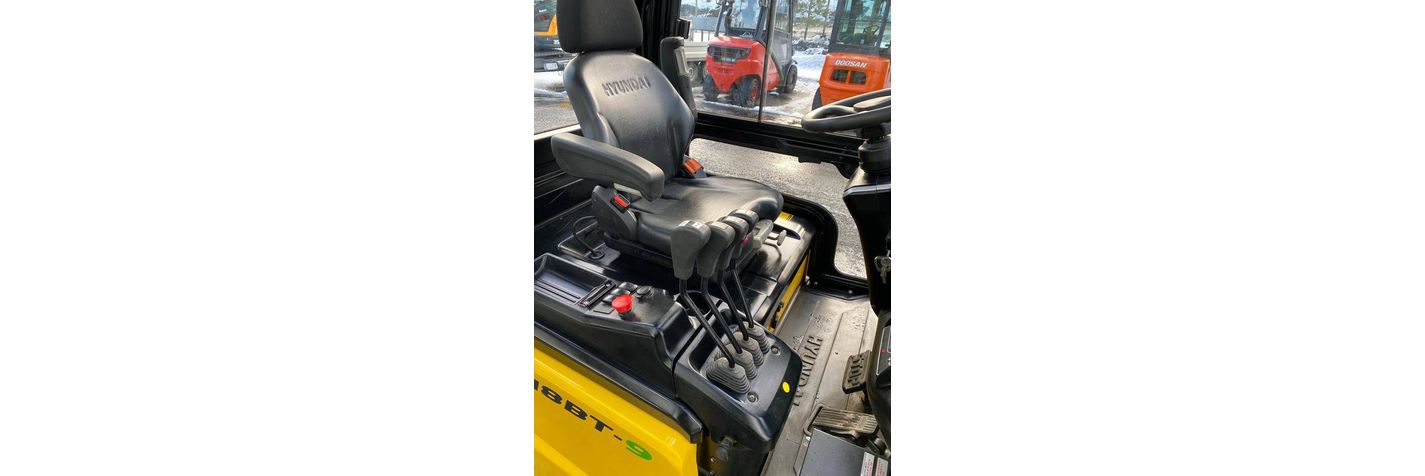 hyundai-18bt-9-uusi-akku,9296cd05.jpg